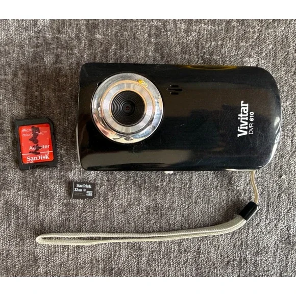 Vivitar DVR 610 Pocket Digital Camcorder Black Bundle w/ 32GB SanDisk MicroSD
