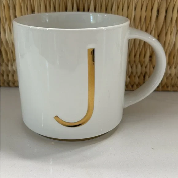 Williams Sonoma White and Gold Monogram J Mug