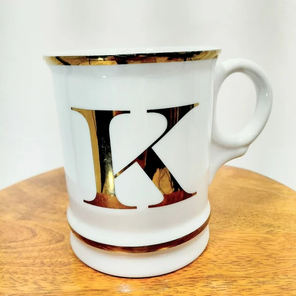 Williams Sonoma K Monogram 16 oz Gold Rim Mug