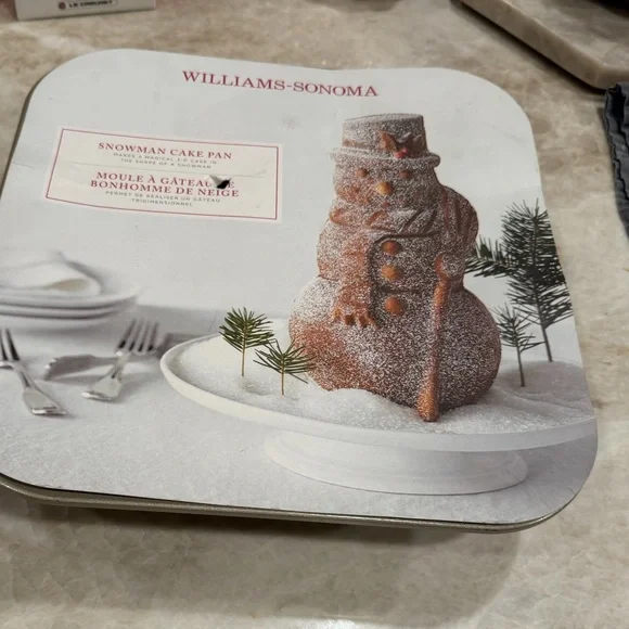 Williams-Sonoma Nordic Ware Snowman Cake Pan NEW