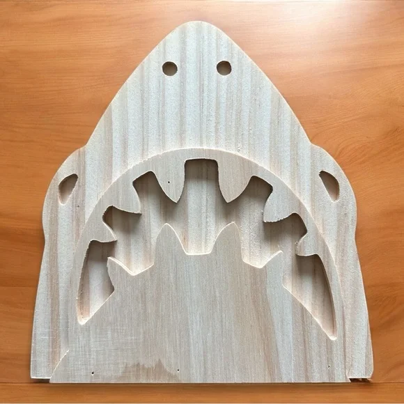 Mondo Llama 6 inches Craft Wood Standing Shark Head DIY Paint Craft