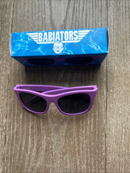 EUC Babiators Navigator Kids Sunglasses - A Little Lilac - Age 3-5