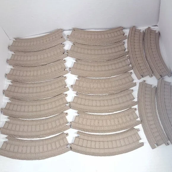 Thomas & Friends Trackmaster track curve set 18 tan‎ brown plastic 2009 Mattel