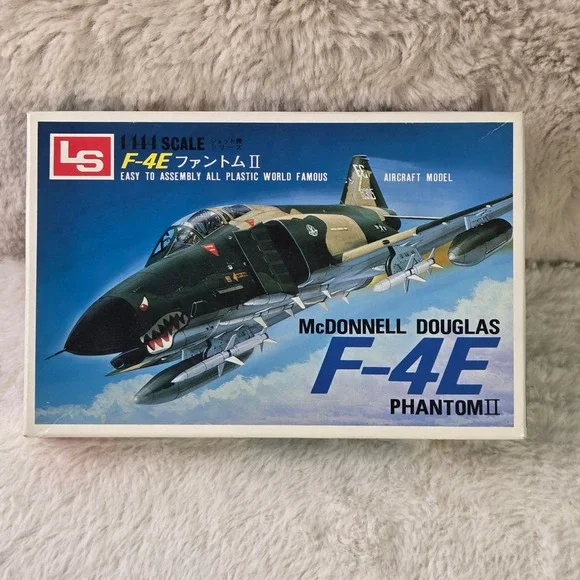 LS 1/144 Scale McDonnell Douglas F4E Phantom II Jet Aircraft Model Kit Open Box‎