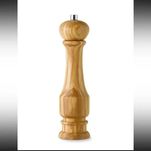 Williams Sonoma Genuine Olivewood Salt Mill
