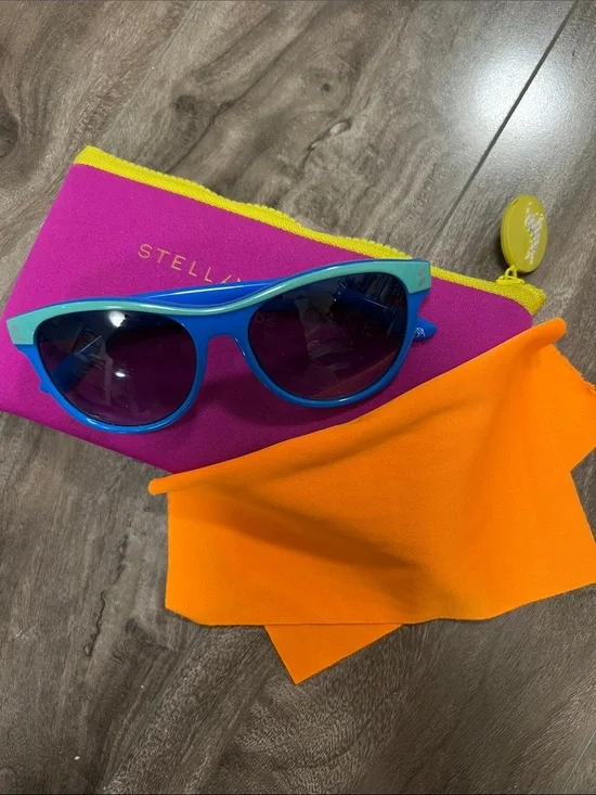 🔥🔥 STELLA MCCARTNEY Kids Sunglasses With Case - UNISEX