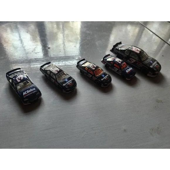Lot of 5 Die Cast 1/64th Scale‎ #3 Dale Earnhardt