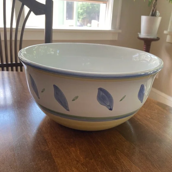 Williams Sonoma Blue and Yellow Serveware Bowl