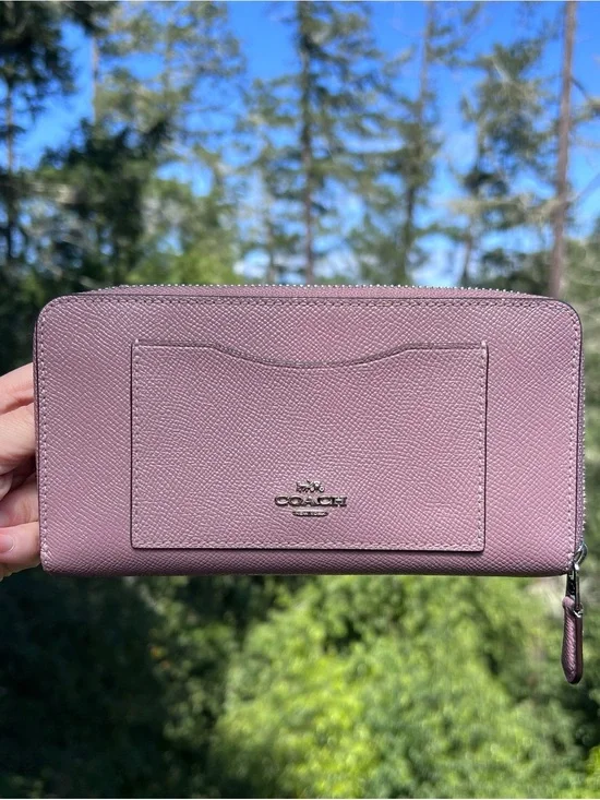 COACH Crossgrain Leather Wallet Purple with Silver Hardware AUTHENTIC