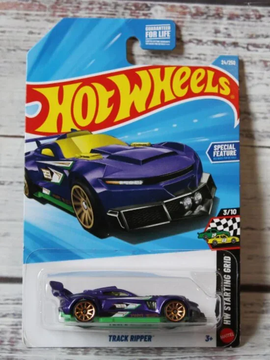 2025 Hot Wheels TRACK RIPPER #24 Purple HW Starting Grid 1:64