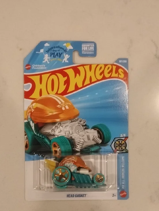Mattel Hot Wheels Head Gasket in Orange and Teal
