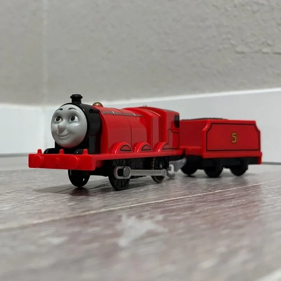 Trackmaster James and Tender