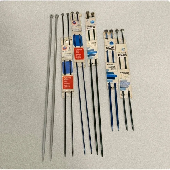 Vintage Knitting Needles Lot‎ – Boye & Aero Bernat – Sizes 1, 3, 4, 5, 8