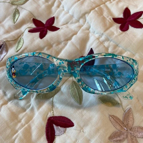 Mickey sunglasses