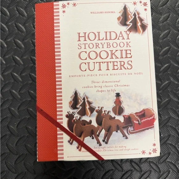 Williams Sonoma Red Holiday Cookie Cutters