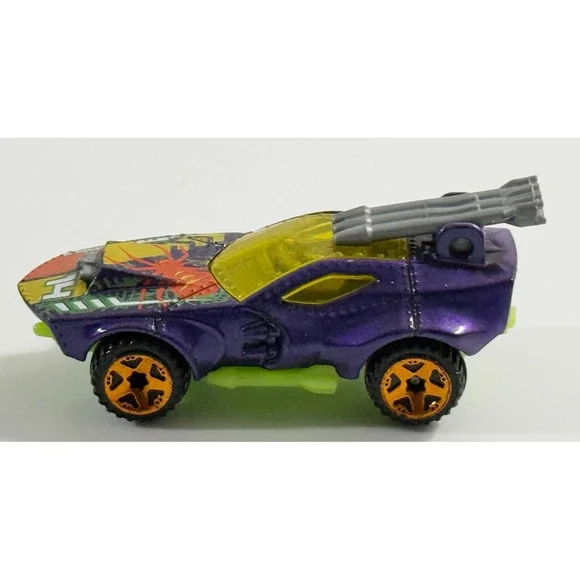 Hot Wheels Sting Rod II Kids 1:64 Purple Metallic Scorpion Missile Rack Toy Car