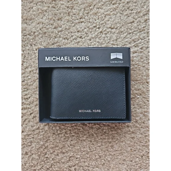 Michael Kors Men's Jet Set Billfold Wallet Black PVC Leather