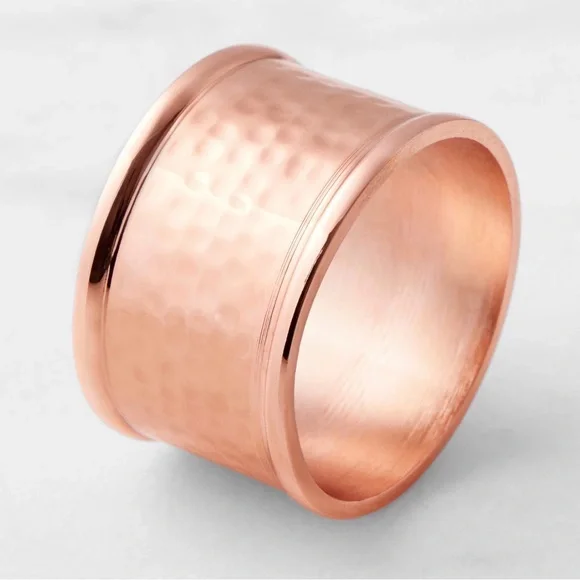 NWT Williams Sonoma Hammered Copper Napkin Rings, Set of 4
