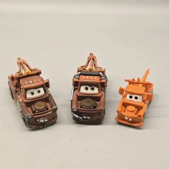 Disney Pixar Cars Tow Mater Lot Of 3 Race Team/Radiator Springs