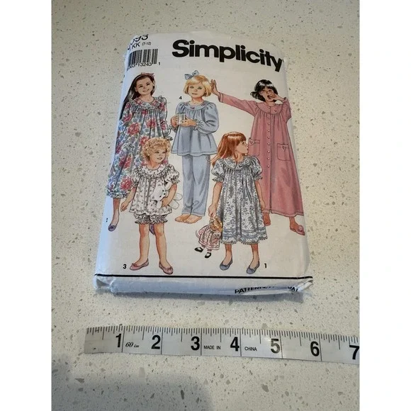 Simplicity Sewing Pattern 8093 Girls‎ Size 7-12 Nightgown Robe Pajamas 1994