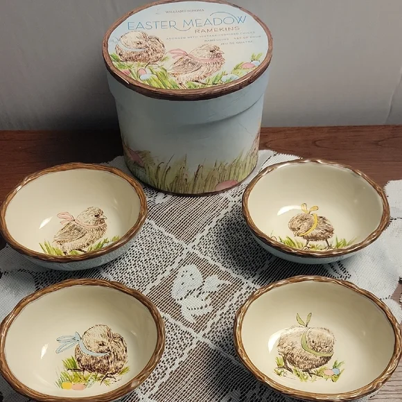 Williams Sonoma Easter Meadow Cream and Brown Ramekins
