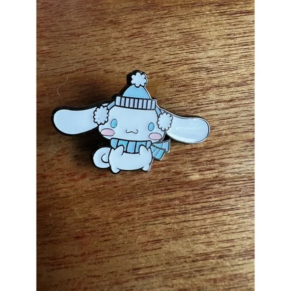 Loungefly Hello Kitty And Friends Winter Outfit Enamel Pin‎ OPEN Cinnamoroll