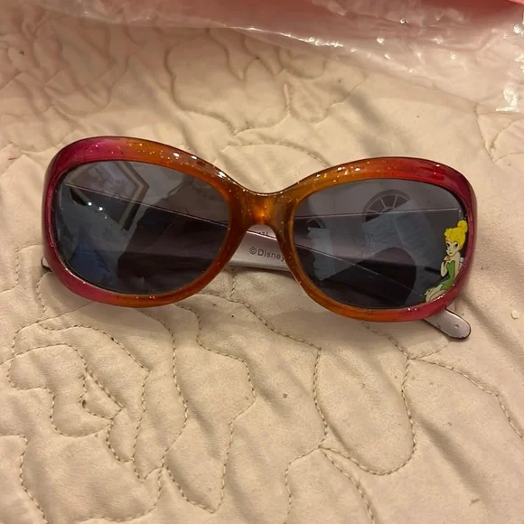 Little girls sunglasses Disney Tinker Bell have some flaws multi color used