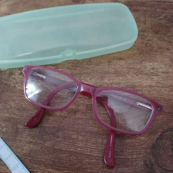 Kensie Girl youth frames w/ clear case