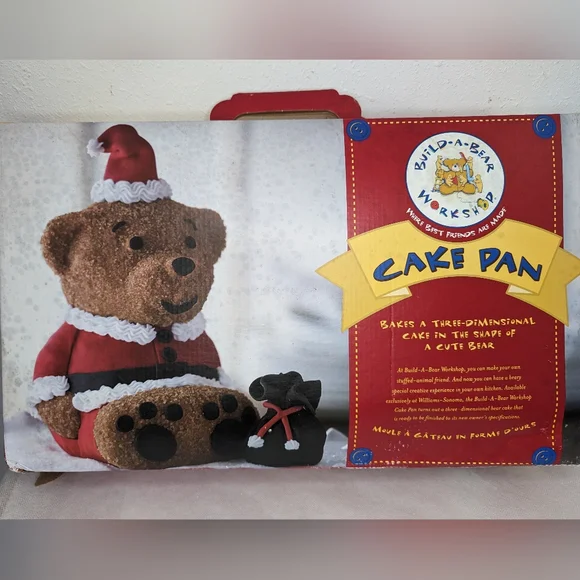 Williams Sonoma Build A Bear Cake Pan-New, Box Is Damaged