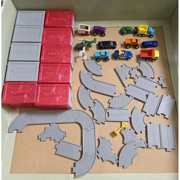 DRIVEN by BATTAT Pocket Series Mini Micro Lot of 11 Vehicles Track Garages