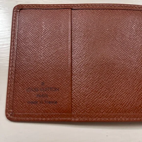 Auc Louis Vuitton Taiga Porte Tresor Etui Papiers Wallet ID Document holder