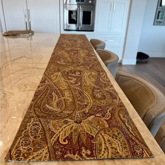 Williams Sonoma Paisley Table Runner - Burgundy and Gold