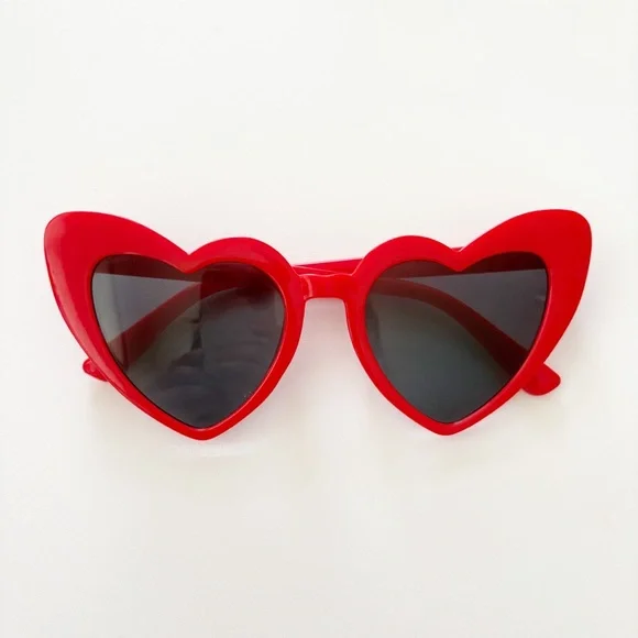 Girls Red Heart Retro Cat Eye Sunglasses