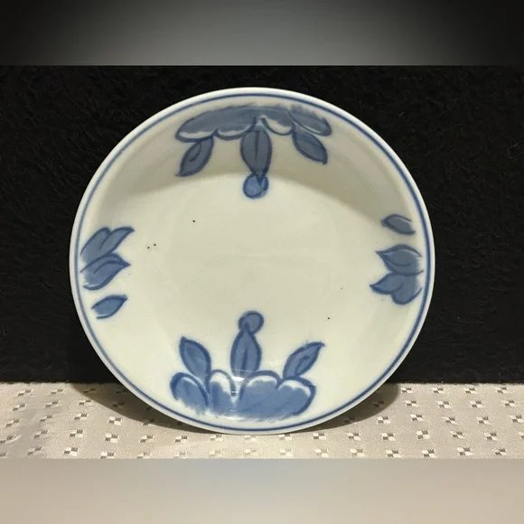 Williams Sonoma Grande Cuisine IDG Blue White Flowers Saucer