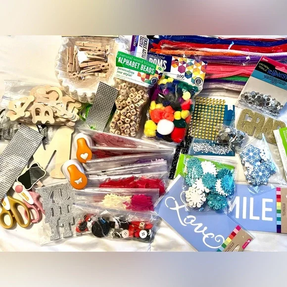 Craft‎ Supplies, Fiskars Tools, Rhinestones & Assortment Item/Set
