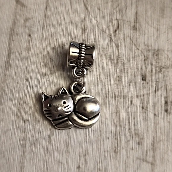 SLEEPY TABBY CAT CHARM FITS PANDORA AND OTHER CAHARM SYSTEMS