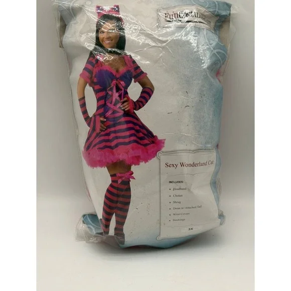 Sexy Wonderland Cat Costume by FunCostumes.com 3x‎