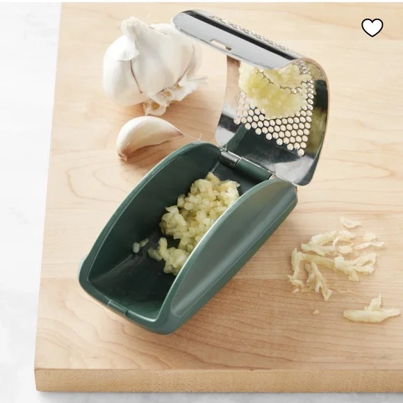 Williams Sonoma Ultimate Garlic rocker peel smash mince press