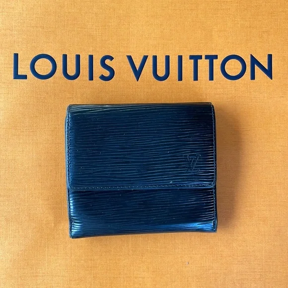 Louis Vuitton Epi Saffiano leather tri-fold wallet black w/gift box and dust bag