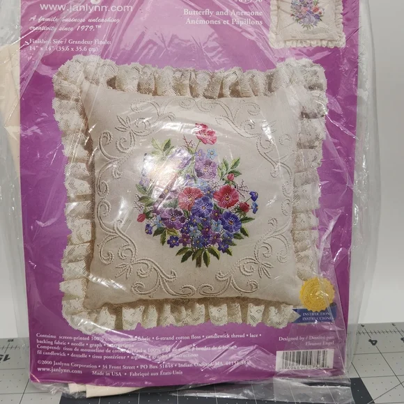 Vntg Janlynn Candlewicking Embroidery 14x14 'Butterfly and Anemone