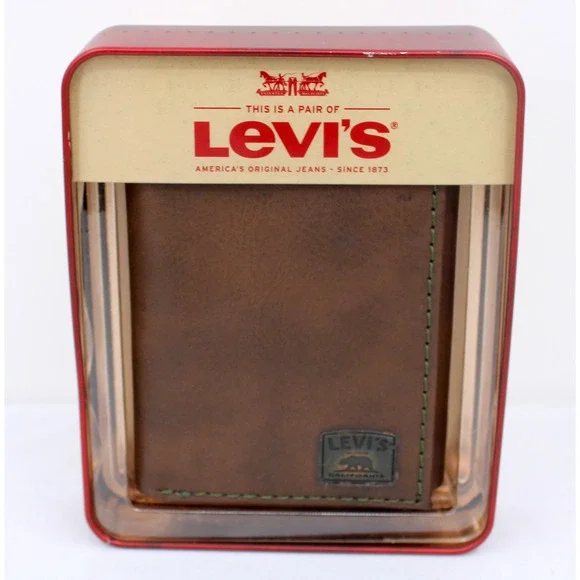 Levi's Men's Bifold Wallet Brown Faux Leather with Gift Tin