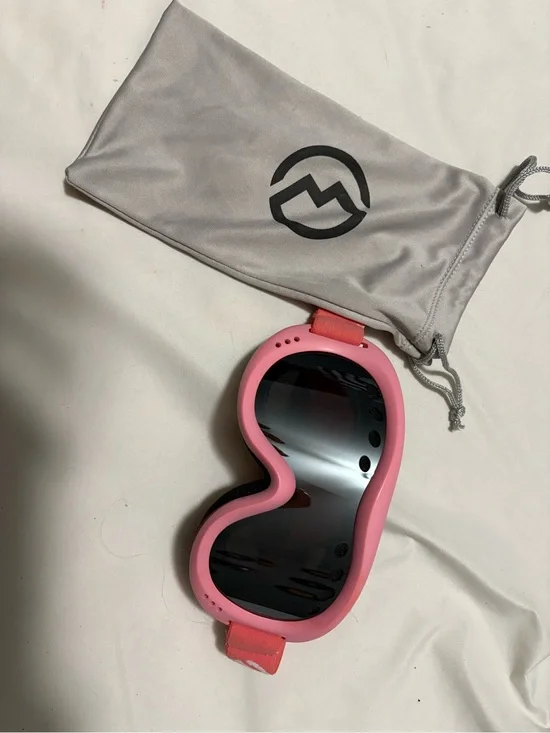Kids Heart-Shaped Pink Sunglasses with Soft Carry Pouch