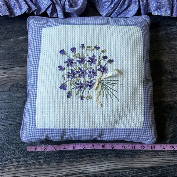 13x13 Handmade Quilt Floral Throw Pillows Floral Lavender Ruffle Bedding