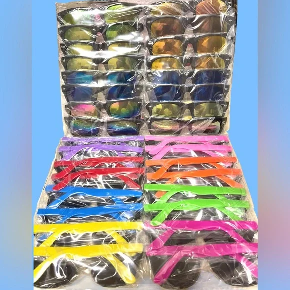 Kids Sunglasses NIP 16 Pair Perfect for Birthday Parties UV 400 Multi Colors