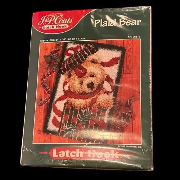 J&P Coats Plaid Bear Latch Hook Rug Kit 1997 Sealed in Package