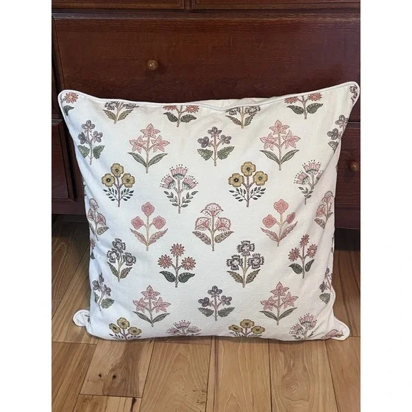 Pottery Barn Teen Lily Floral Printed Pillow Cover 20
