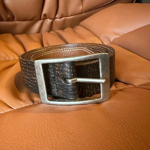 Vintage Classic Brown Distressed Leather Men's Belt - Size 38