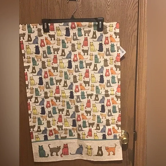Catwalk Cotton Tea Towel from the brand Ulster Weavers
