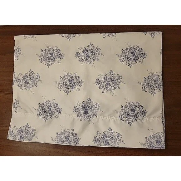 Rachel Ashwell Shabby Chic Prairie Pillowcase White Blue Floral Queen Sz 20x30