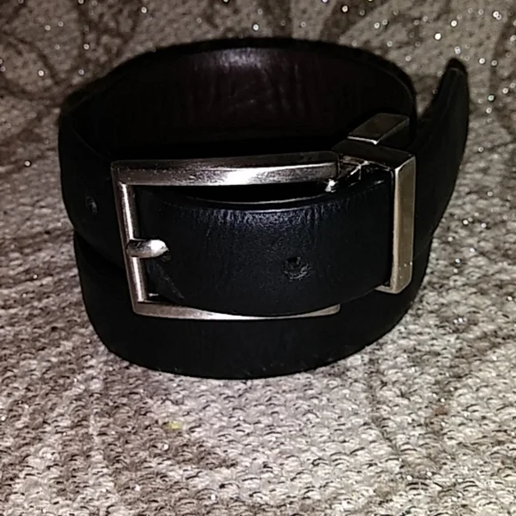 Izod Reversible Black/Brown Dress Belt